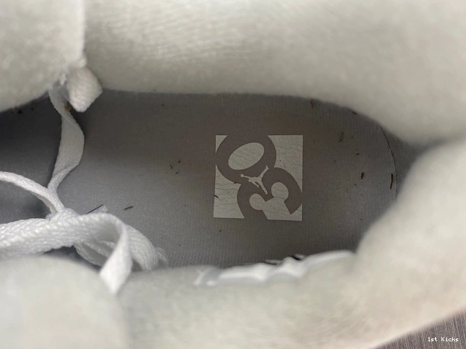Jordan Anniversary Retro 705333-105 4 Laser 30th 0807